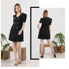 Siyah Düğmeli Kare Yaka Elbise Siyah Düğmeli Kare Yaka Elbise